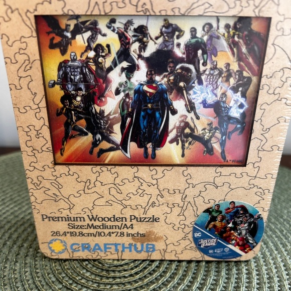 Justice League DC: CraftHub Wooden Jigsaw Puzzles New In Sealed Box *Rare* - Picture 2 of 6